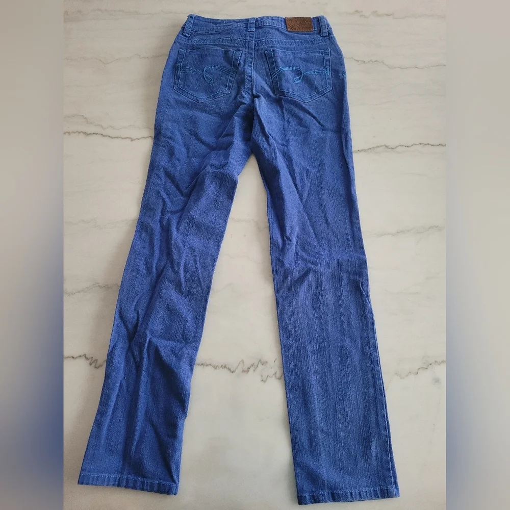 Justice NWOT Premium Stretchy Straight Leg Blue Denim Jeans Size 12 Slim Girls